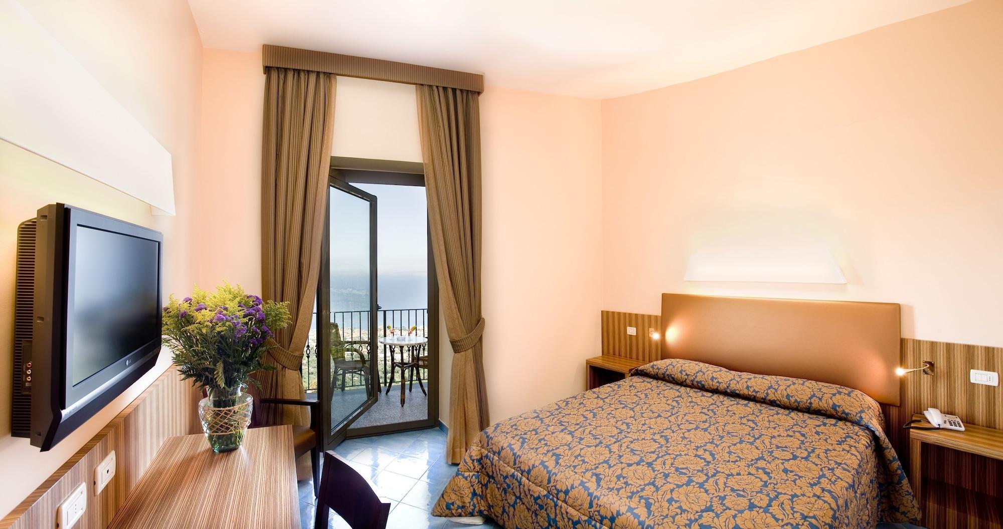 Grand Hotel Due Golfi SantʼAgata sui Due Golfi Exterior foto