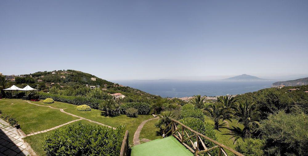 Grand Hotel Due Golfi SantʼAgata sui Due Golfi Exterior foto